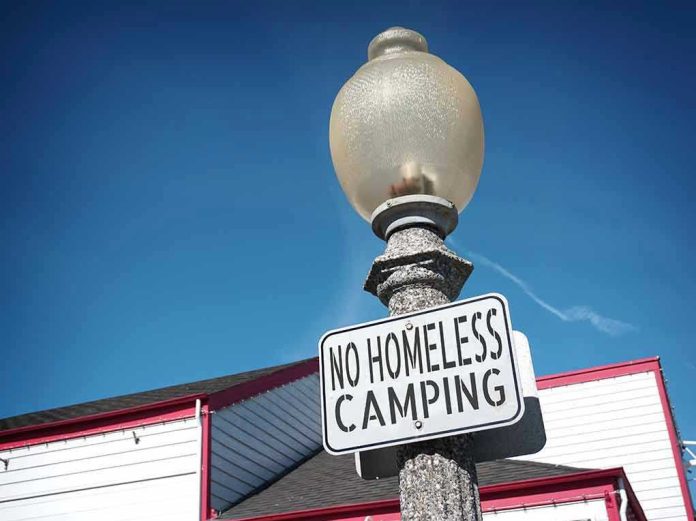 1592570302 no homeless camping