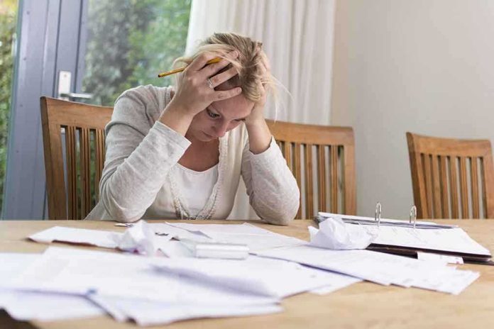 shutterstock_156563393.jpg stressed woman