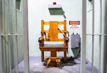 Failed Execution May Have Left Her BRAIN DAMAGED electric chair in a prison execution chamber