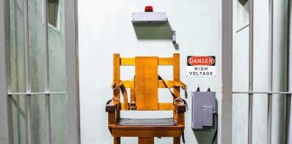 Failed Execution May Have Left Her BRAIN DAMAGED electric chair in a prison execution chamber